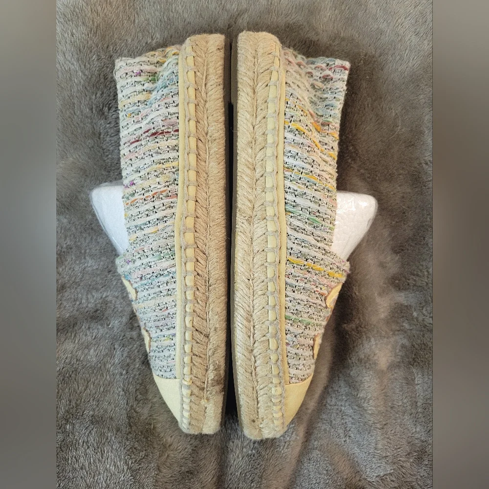 CHANEL Iridescent Tweed & Lambskin CC Espadrilles Flats Yellow Multi Size 36/ 6